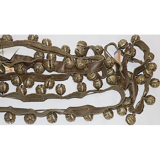 Cow Bells Leather Belt (16 pces) - Medium Size
