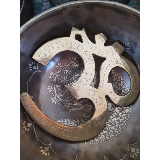 Om Wall Hanging for Home/Office Decor - Wall Art -Plain Shiny - Small Size Om Wall Hanging for Home/Office Decor - Wall Art -Plain Shiny - Small Size