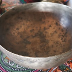 THETA - Healing, Planetary, Therapetic, Handmade, Jambati, Normal Real Antique Singing Bowl - Medium Size 