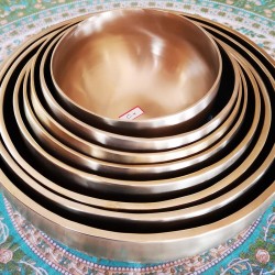 Musical Set Bowl - Handmade Jambati, Shiny (special double polished), Special Chakra Healing/Musical Singing bowls set with ascending sound and size - Medium Size 