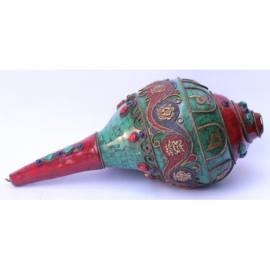 Conch Shell, powerful ancient healing (therapeutic) instrument, Hand work, Green Stone, Bajra and Coral (Eight Auspicious and Om Mane Padme Hum), Cream, Red and Green Color - Large Size (32*41 cm, 12.59*16.14 inch)