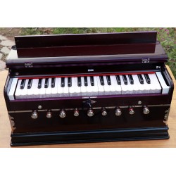 Harmonium tuned on 432 and 440 hz healing hertz - Nepali/Indian Musical Instrument, folding system with coupler, Medium Size - (60*26*29 cm, 23.6*10.2*11.4 inch app)