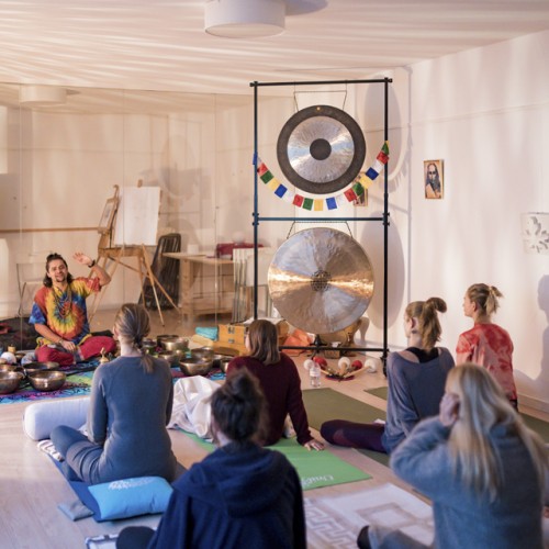 COURSES & EVENTS