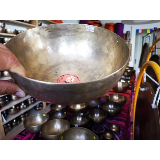 OM (Earth Year) - Healing, Planetary, Therapetic, Handmade, Jambati, Normal Real Antique Singing Bowl - Medium Size 