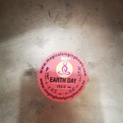 EARTHDAY/SOUND OF THE DAY - Healing, Planetary, Therapetic, Handmade, Chickenbati, Normal Real Antique Singing Bowl - Small Size 